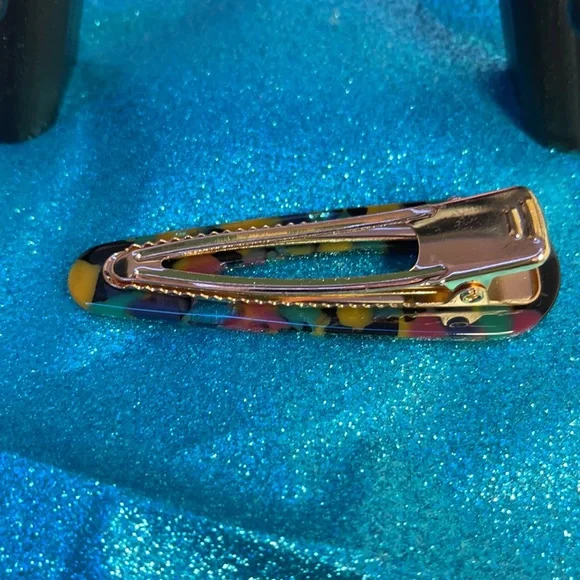 LIQUIDATION SALE Hair Clips | Packet of 3 - Picture 2 of 4